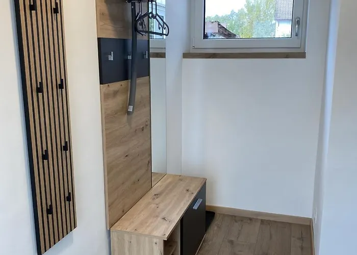 Hausen Hideaway Apartment